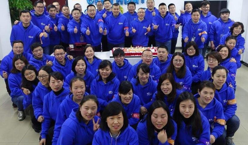 伊莱克斯冰箱冬季开关(如何正确使用并节省能源)。