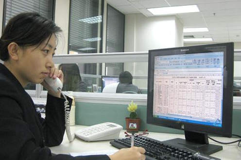 伊莱克斯灶具维修(如何自行维修常见故障)